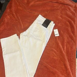 White straight leg jean